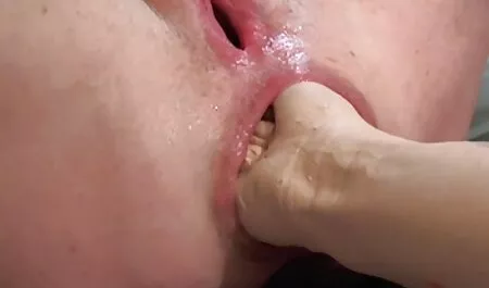 زن او خواهد شد گروه چت شهوانی توسط سرطان پیچ.