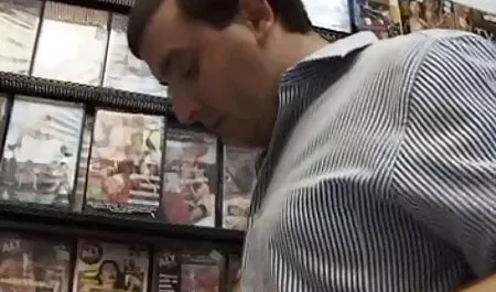 گلو از سوپر گروه شهوانی سوراخ.